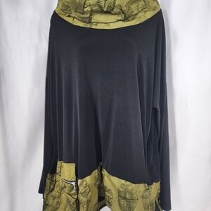 Chic Black and Olive Tunic Top